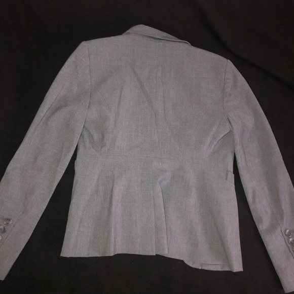 The Perfect Blazer - Picture 3 of 8